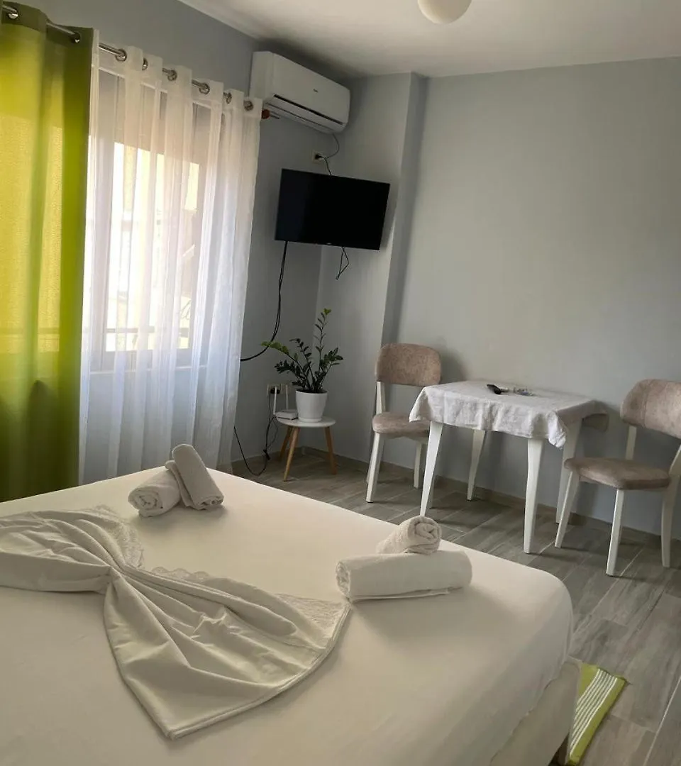 Agroni Apartment Tirana 0*,